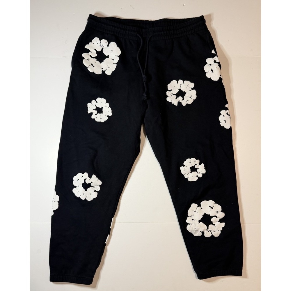 Denim Tears Cotton Wreath SweatPants Size XL 100% Authentic Black